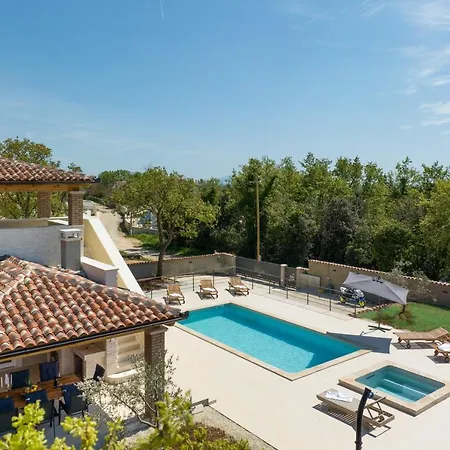 Villa In